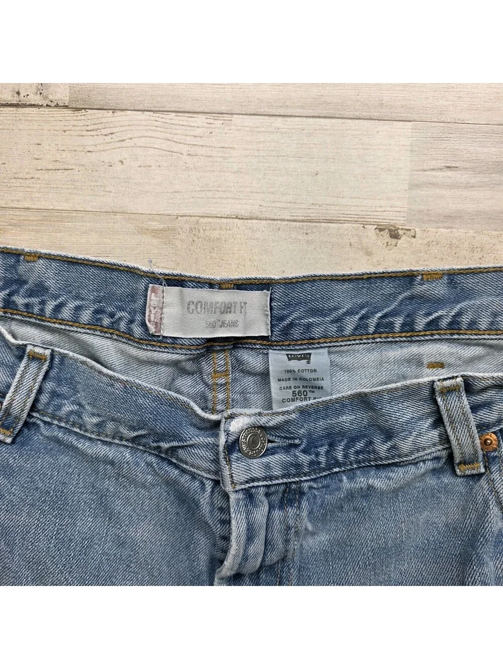 VTG Levi's 560 Jeans 42x30 Loose Fit Tapered Distressed Fits 40